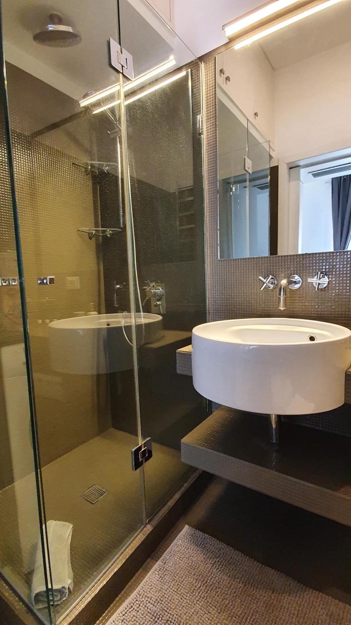 Piazza Di Spagna - Suite Frezza Рим Номер фото